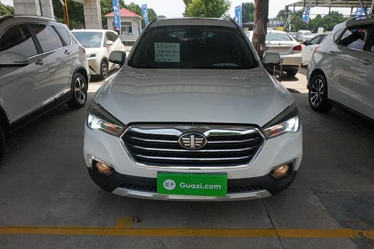 Used Bestune X80 2017 2.0L automatic Technology trim level Front