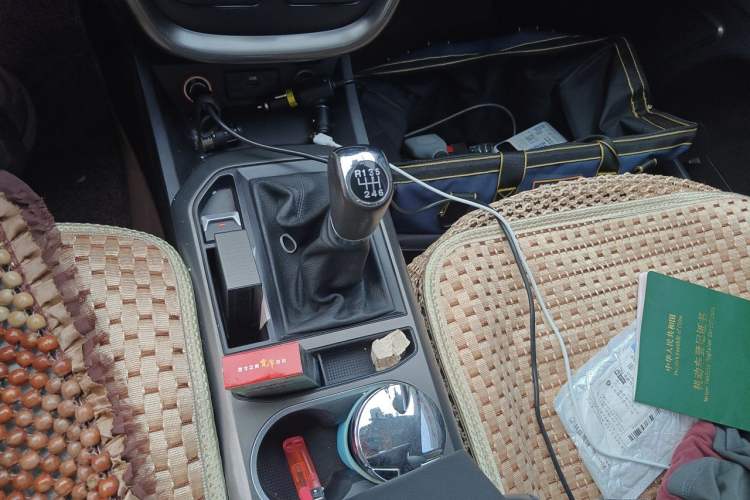 Used Bestune X80 2017 2.0L Manual Luxury Edition Gear Lever