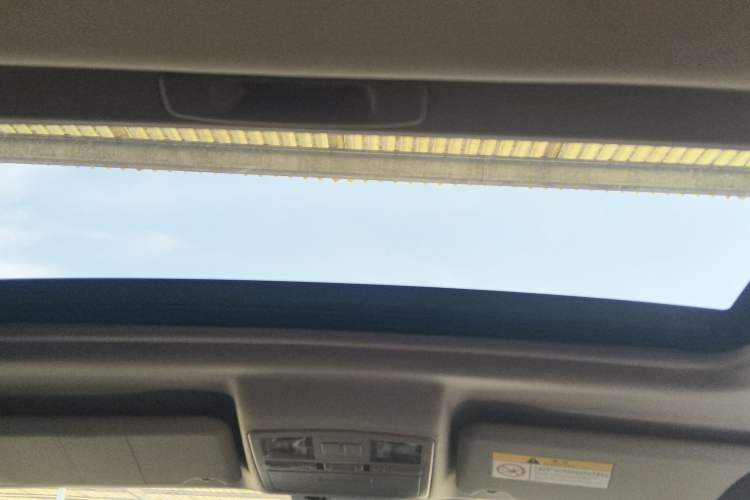 Used Bestune X80 2017 2.0L Automatic Elite Edition Headliner