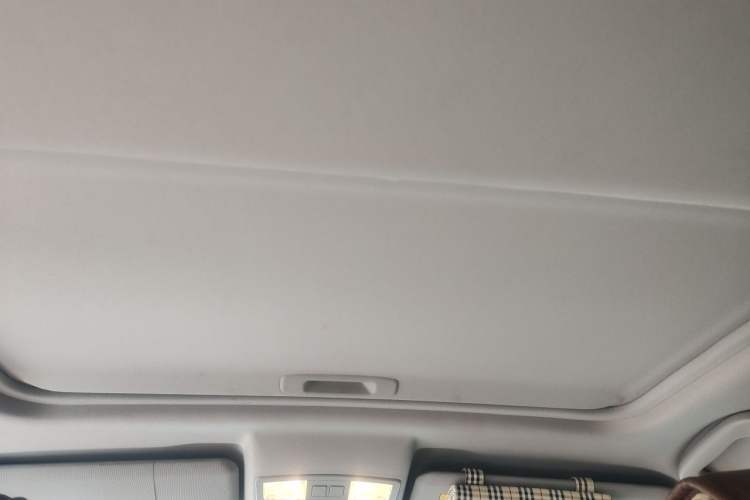 Used Bestune X80 2017 2.0L automatic Technology trim level Headliner