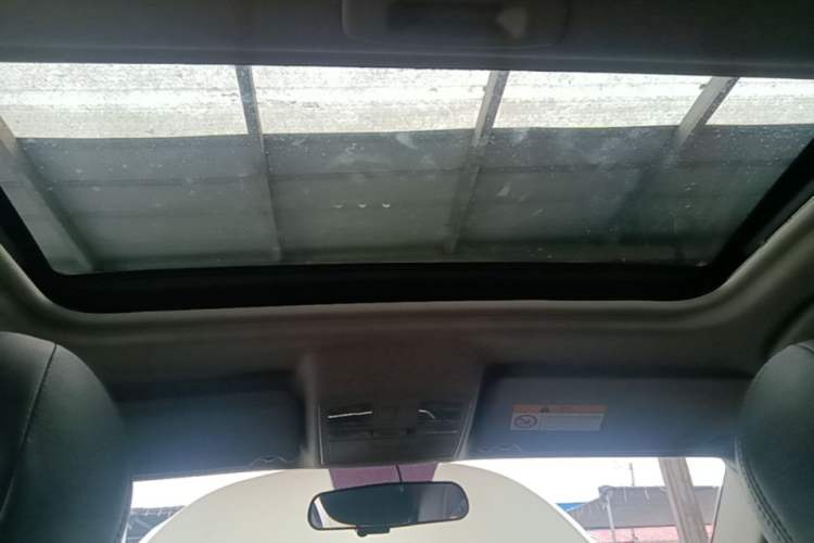 Used Bestune X80 2017 2.0L automatic Technology trim level Headliner