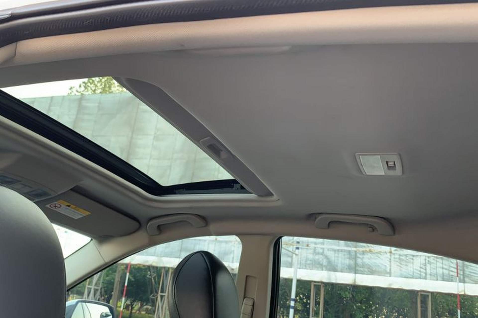 Used Bestune X80 2017 1.8T Automatic Luxury Model Headliner