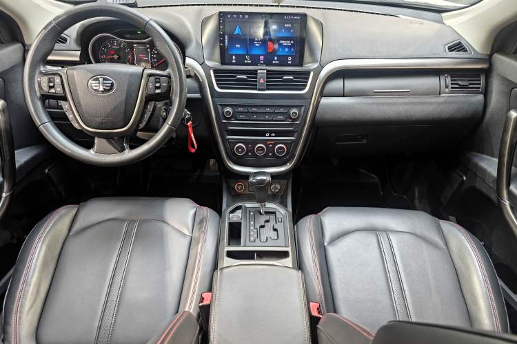 Used Bestune X80 2017 2.0L Automatic Elite Edition Interior 1