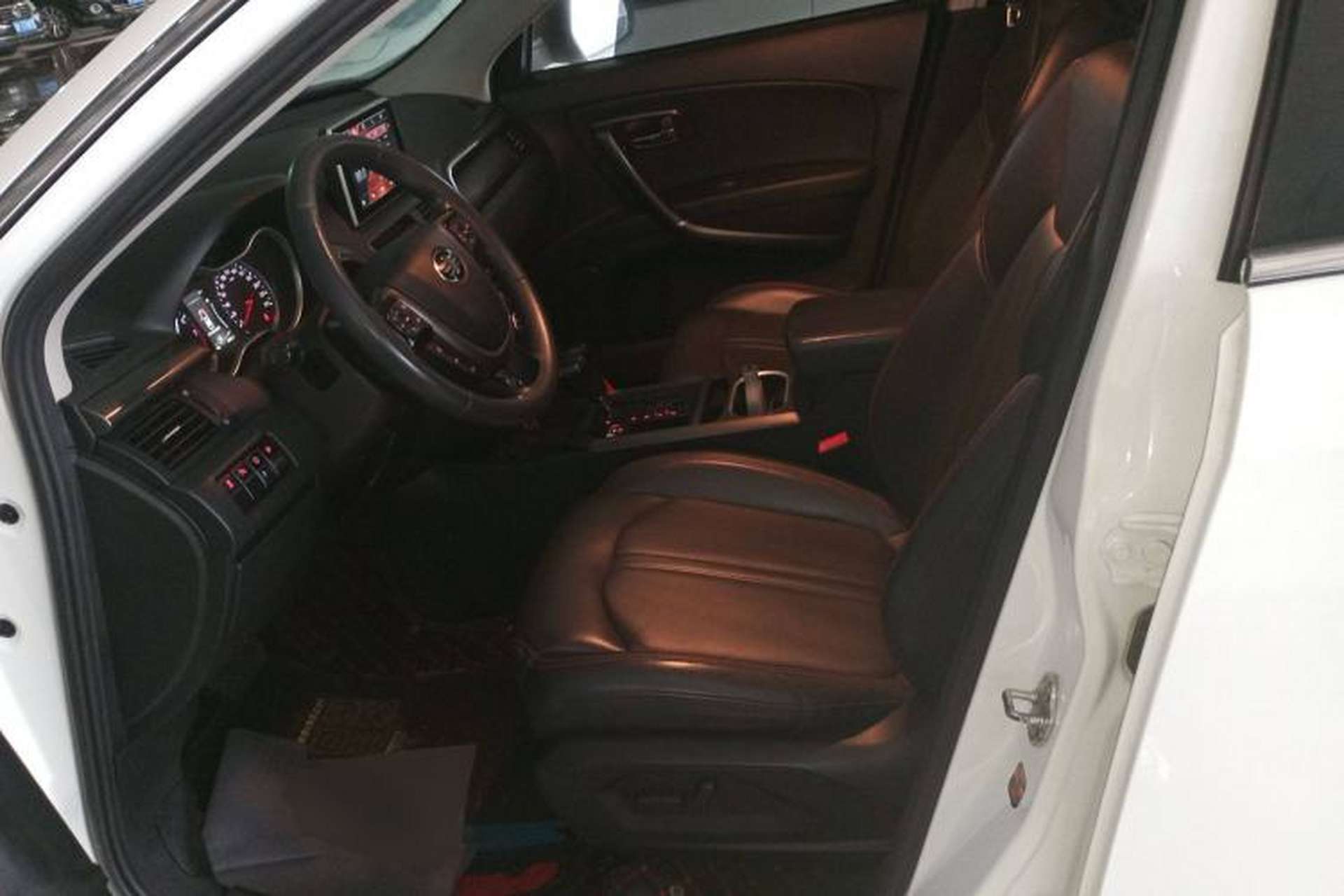 Used Bestune X80 2017 1.8T Automatic Luxury Model Left Front Seat