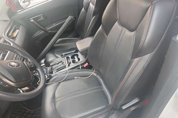 Used Bestune X80 2017 1.8T Automatic Luxury Model Left Front Seat