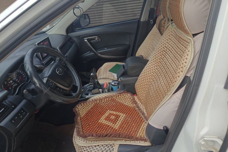 Used Bestune X80 2017 2.0L Manual Luxury Edition Left Front Seat