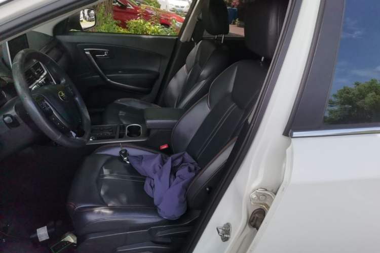 Used Bestune X80 2017 2.0L Automatic Elite Edition Left Front Seat