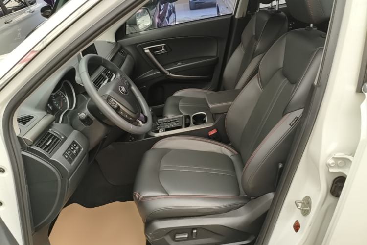 Used Bestune X80 2017 1.8T Automatic Luxury Model Left Front Seat