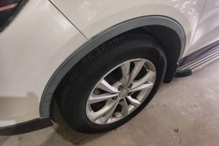 Used Bestune X80 2017 1.8T Automatic Luxury Model Left Front Wheel Hub