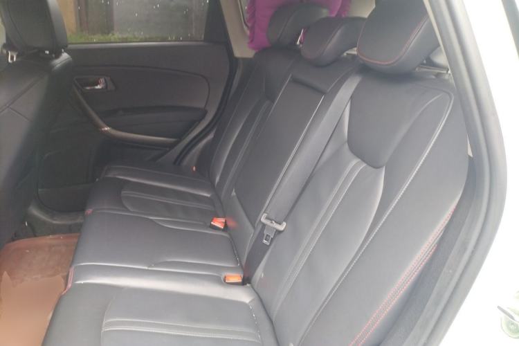Used Bestune X80 2017 1.8T Automatic Luxury Model Left Rear Seat