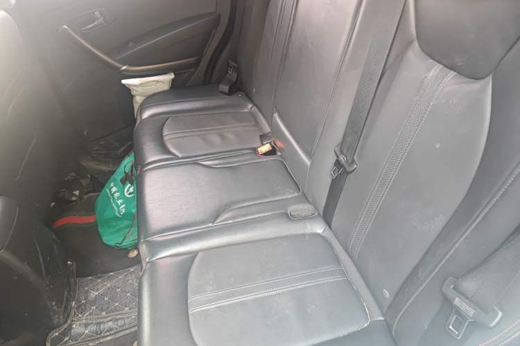 Used Bestune X80 2017 1.8T Automatic Luxury Model Left Rear Seat