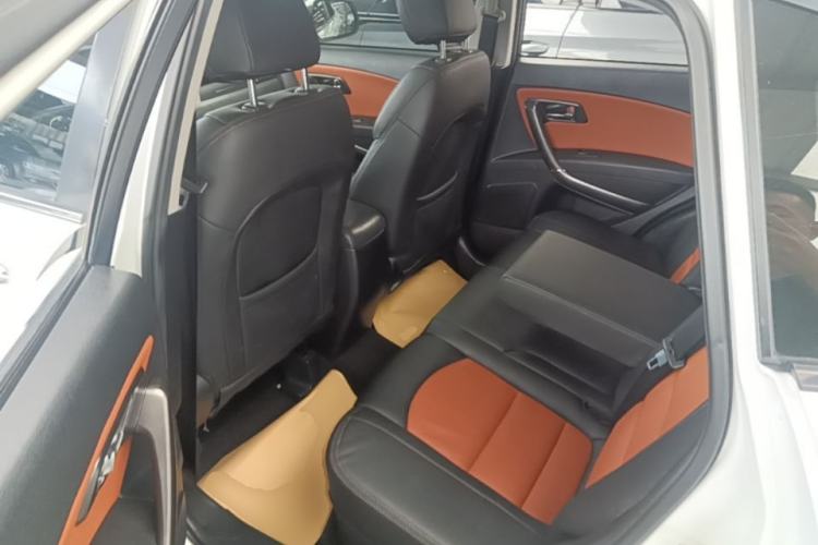 Used Bestune X80 2017 2.0L automatic Technology trim level Left Rear Seat