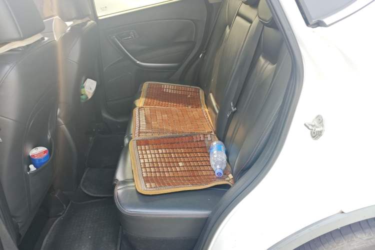 Used Bestune X80 2017 2.0L Manual Luxury Edition Left Rear Seat