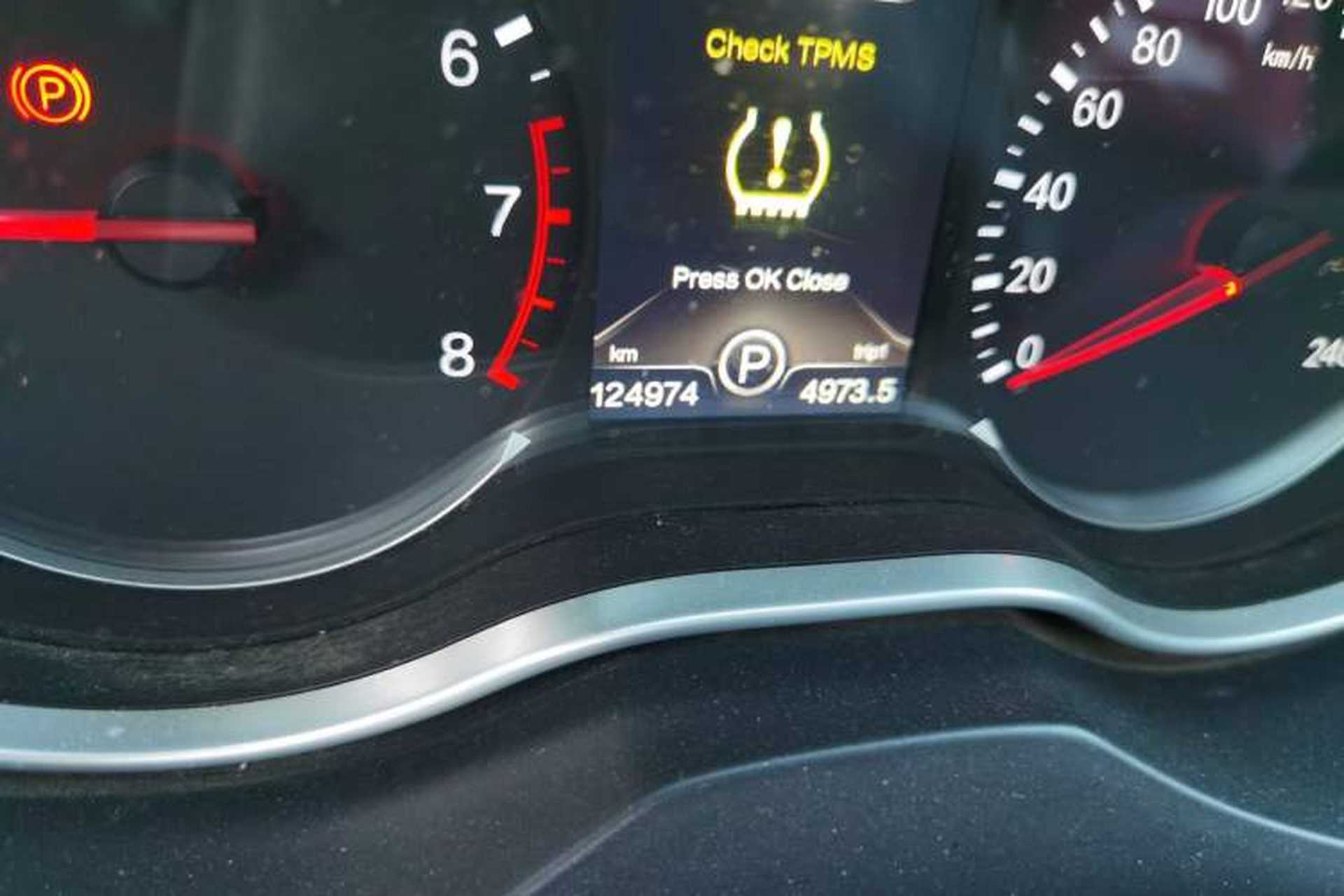 Used Bestune X80 2017 1.8T Automatic Luxury Model Odometer Close Up