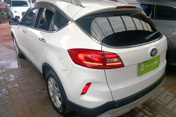 Used Bestune X80 2017 2.0L automatic Technology trim level Rear Left 45 Deg