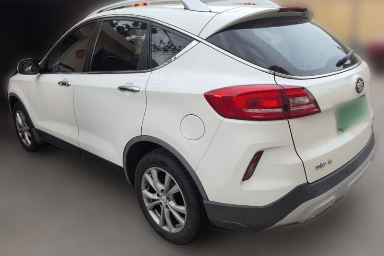 Used Bestune X80 2017 1.8T Automatic Luxury Model Rear Left 45 Deg