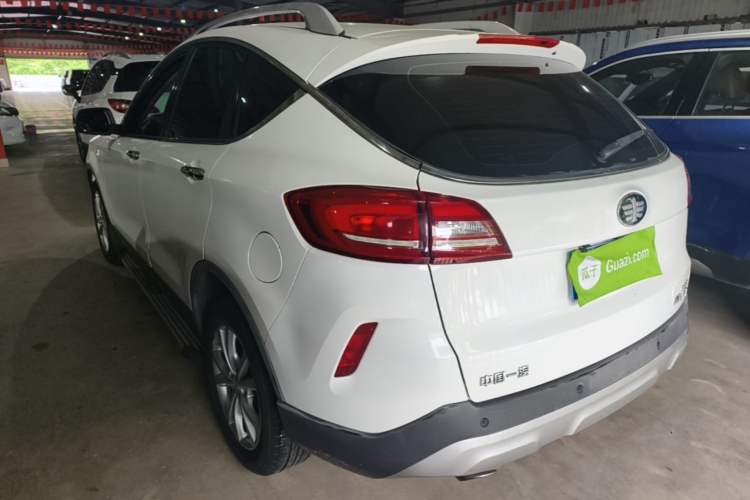Used Bestune X80 2017 1.8T Automatic Luxury Model Rear Left 45 Deg