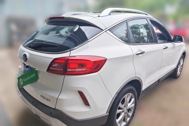 Used Bestune X80 2017 2.0L Manual Luxury Edition Rear Right 45 Deg