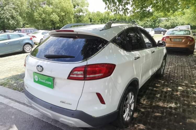 Used Bestune X80 2017 2.0L Automatic Elite Edition Rear Right 45 Deg
