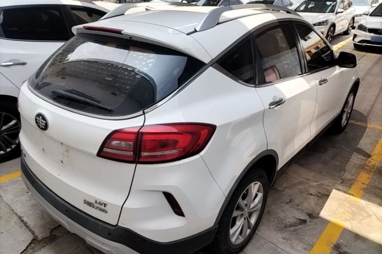Used Bestune X80 2017 1.8T Automatic Luxury Model Rear Right 45 Deg