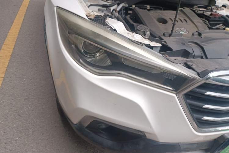 Used Bestune X80 2017 2.0L Automatic Elite Edition Right Front Headlight