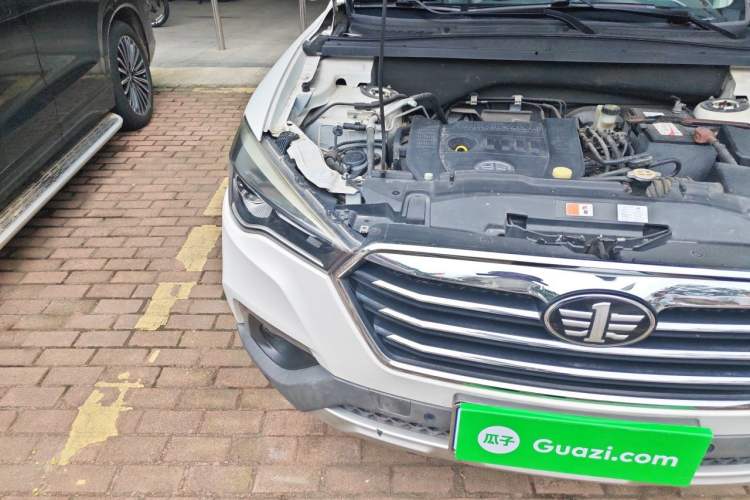 Used Bestune X80 2017 2.0L Manual Luxury Edition Right Front Headlight