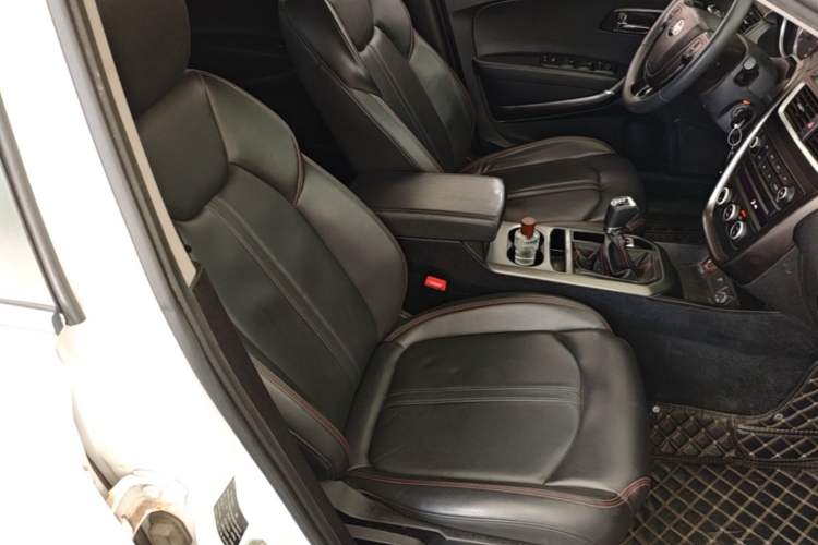 Used Bestune X80 2017 2.0L Manual Luxury Edition Right Front Seat
