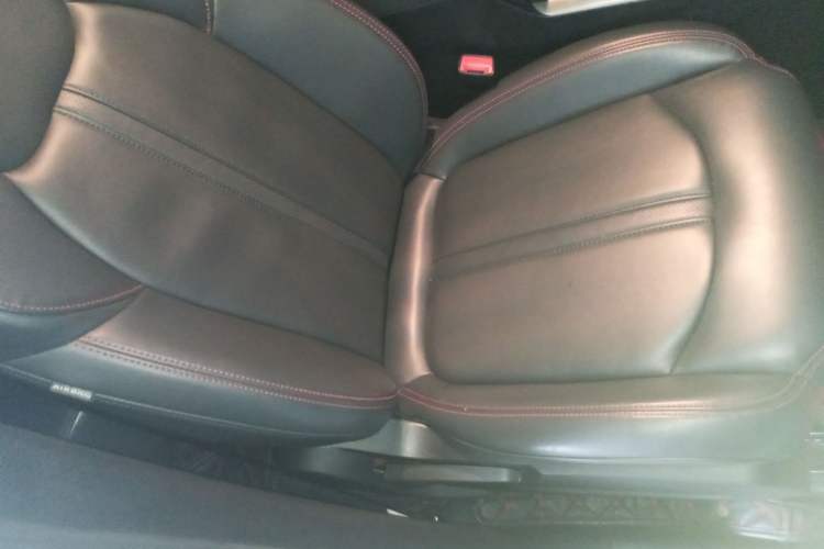 Used Bestune X80 2017 1.8T Automatic Luxury Model Right Front Seat