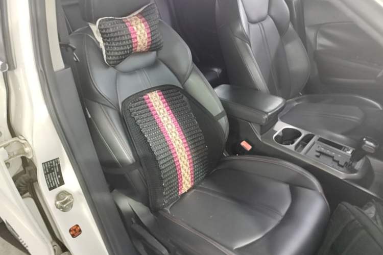 Used Bestune X80 2017 1.8T Automatic Luxury Model Right Front Seat