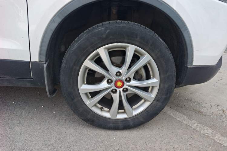 Used Bestune X80 2017 1.8T Automatic Luxury Model Right Front Wheel Hub
