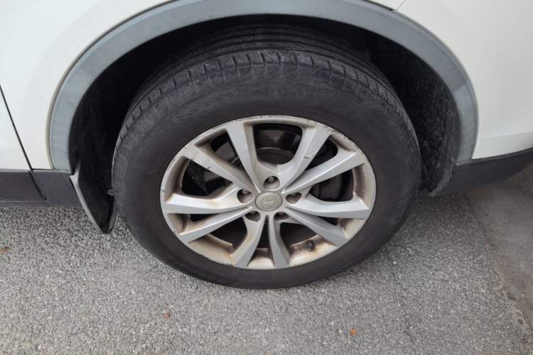Used Bestune X80 2017 1.8T Automatic Luxury Model Right Front Wheel Hub