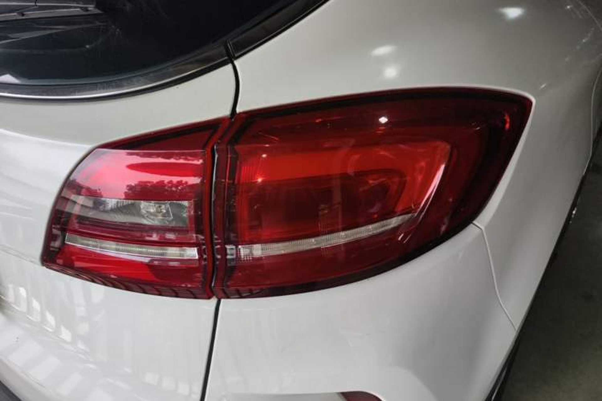 Used Bestune X80 2017 1.8T Automatic Luxury Model Right Rear Taillight