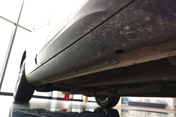 Used Bestune X80 2017 2.0L Manual Luxury Edition Right Side Sill
