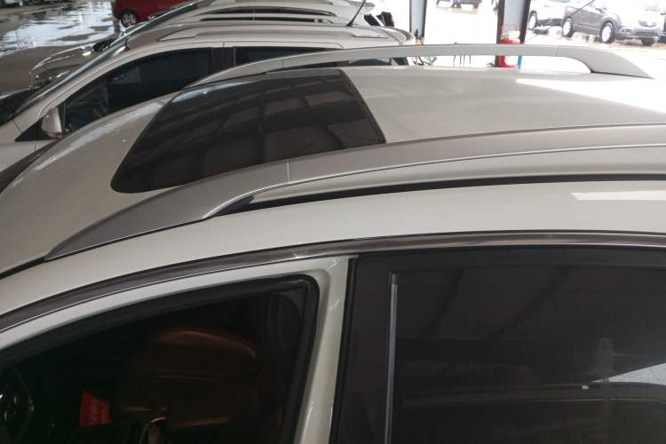 Used Bestune X80 2017 1.8T Automatic Luxury Model Roof