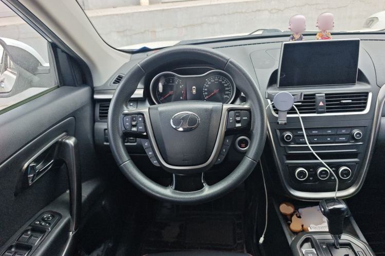 Used Bestune X80 2017 1.8T Automatic Luxury Model Steering Wheel