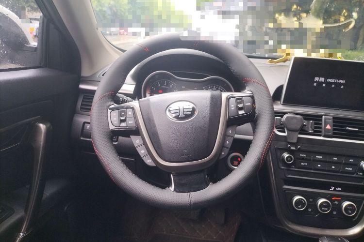 Used Bestune X80 2017 1.8T Automatic Luxury Model Steering Wheel