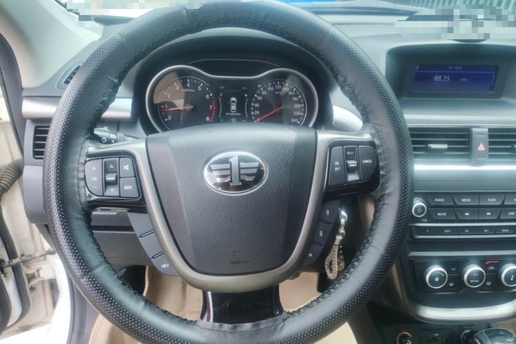Used Bestune X80 2017 2.0L automatic Technology trim level Steering Wheel