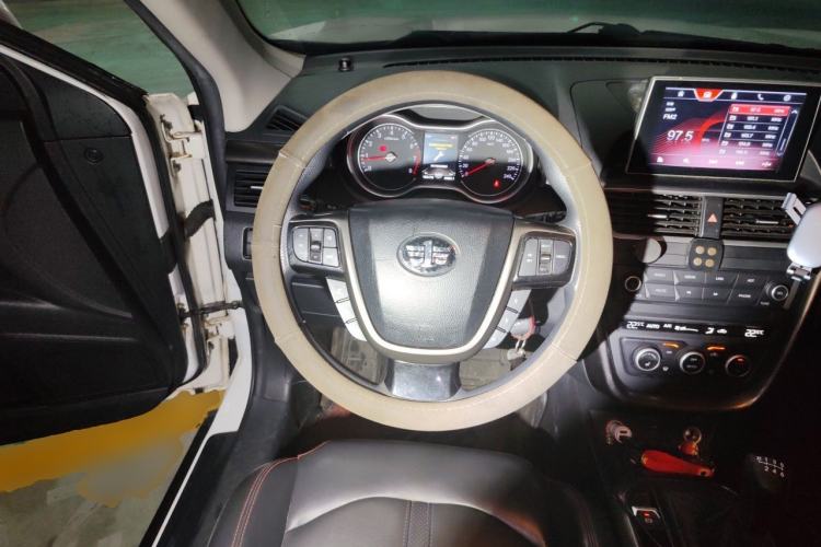 Used Bestune X80 2017 2.0L Manual Luxury Edition Steering Wheel