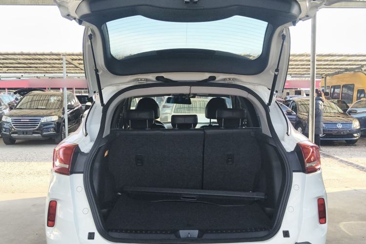Used Bestune X80 2017 2.0L Automatic Elite Edition Trunk