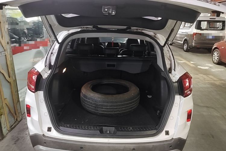 Used Bestune X80 2017 1.8T Automatic Luxury Model Trunk