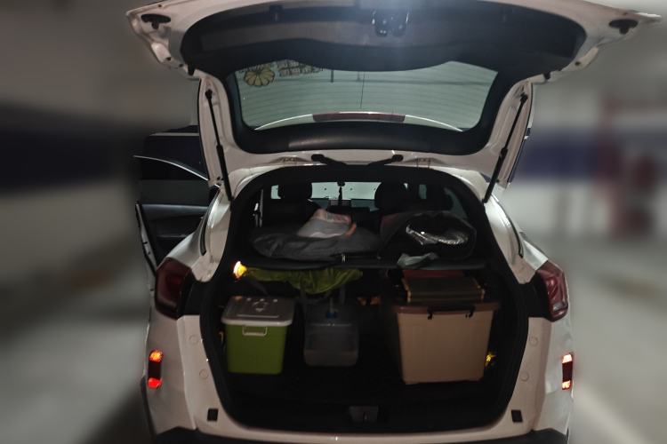 Used Bestune X80 2017 1.8T Automatic Sport Model Trunk