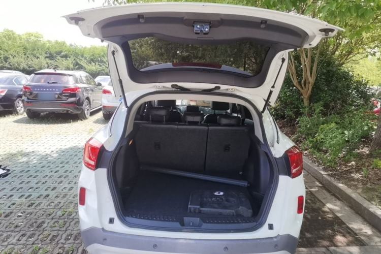 Used Bestune X80 2017 2.0L Automatic Elite Edition Trunk