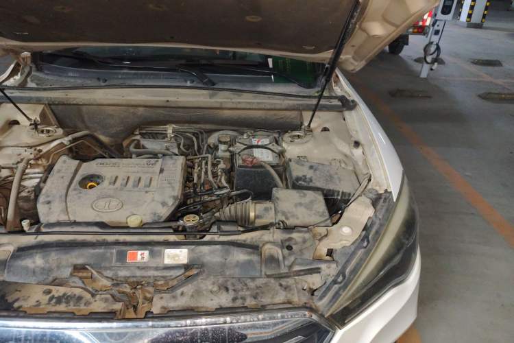 Used Bestune X80 2018 Live Edition 2.0L Automatic Comfort Model Engine Bay Left
