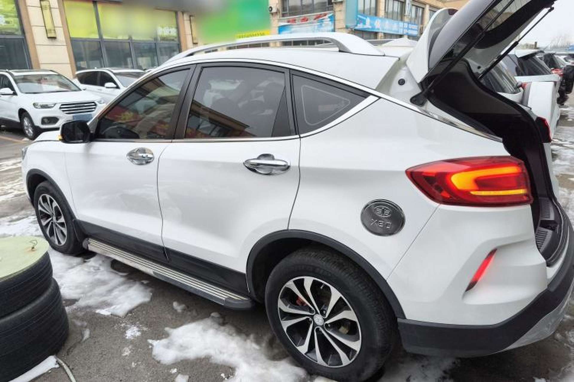Used Bestune X80 2018 Live Edition 1.8T Automatic Luxury Model Exterior 3