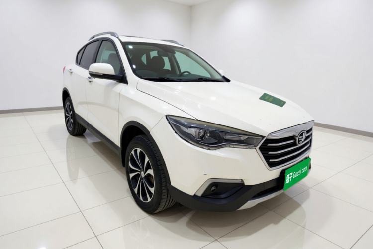 Used Bestune X80 2018 Live Edition 2.0L Automatic Comfort Model Front Right 45 Deg