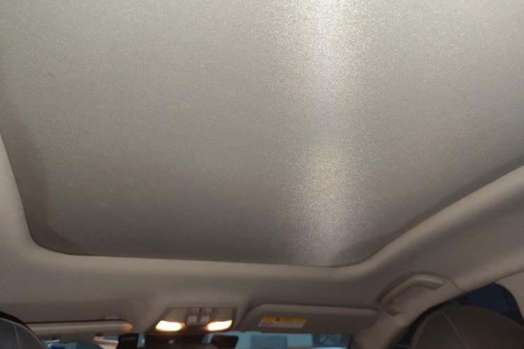 Used Bestune X80 2018 Live Edition 2.0L Automatic Comfort Model Headliner