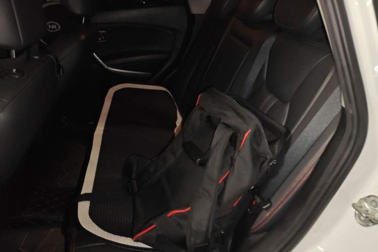 Used Bestune X80 2018 Live Edition 2.0L Automatic Comfort Model Left Rear Seat
