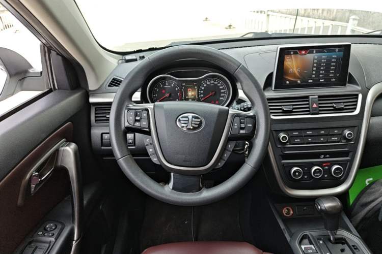 Used Bestune X80 2018 2.0L Automatic 20th Anniversary Edition Steering Wheel
