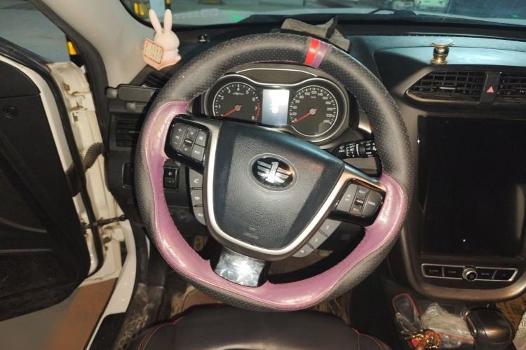 Used Bestune X80 2018 Live Edition 2.0L Automatic Comfort Model Steering Wheel