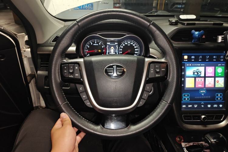 Used Bestune X80 2018 Live Edition 2.0L Automatic Comfort Model Steering Wheel